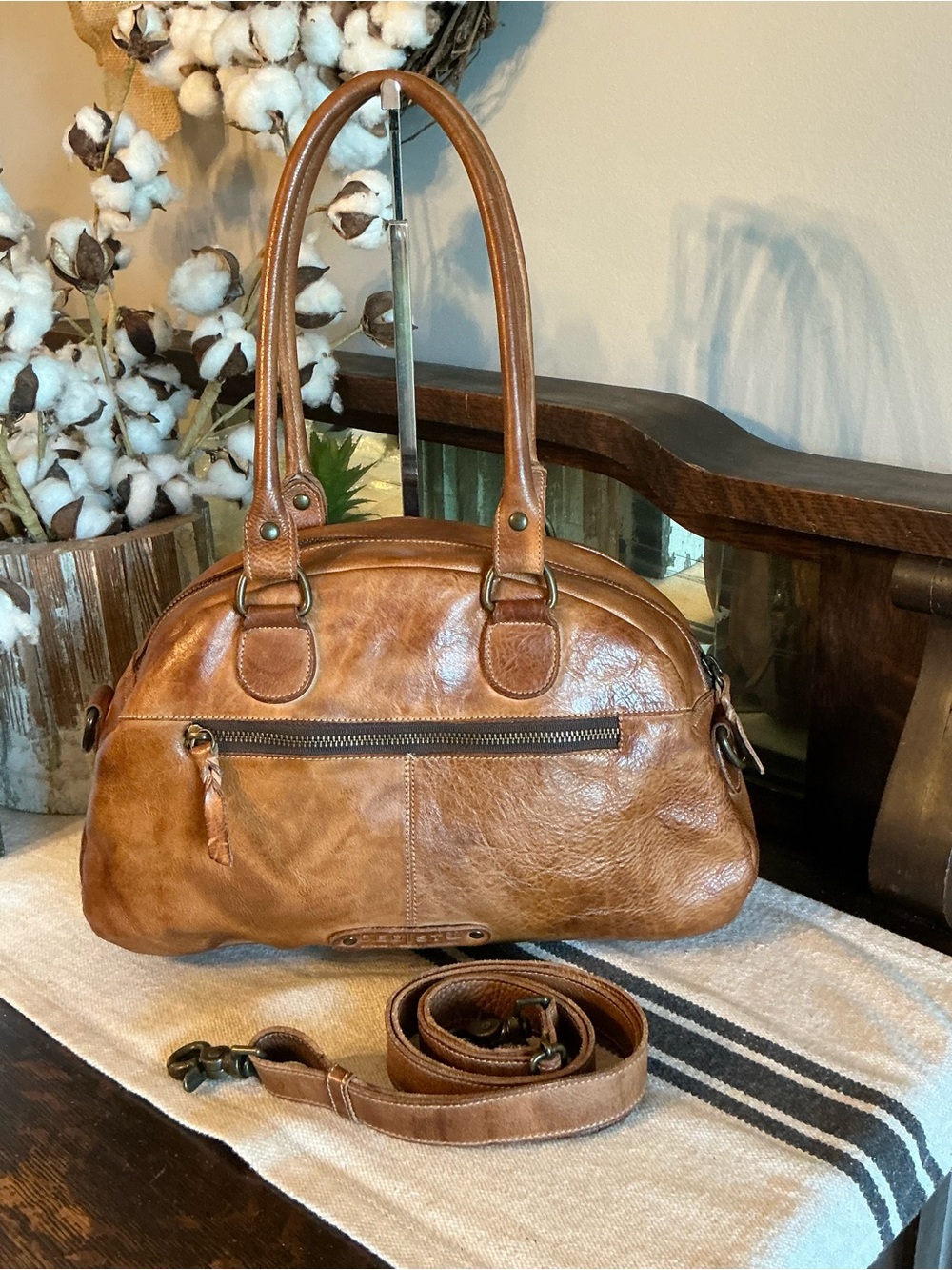 Bed Stu Leather Angie Shoulder Bag Crossbody Tan Rustic MSRP $325 - Picture 6 of 15